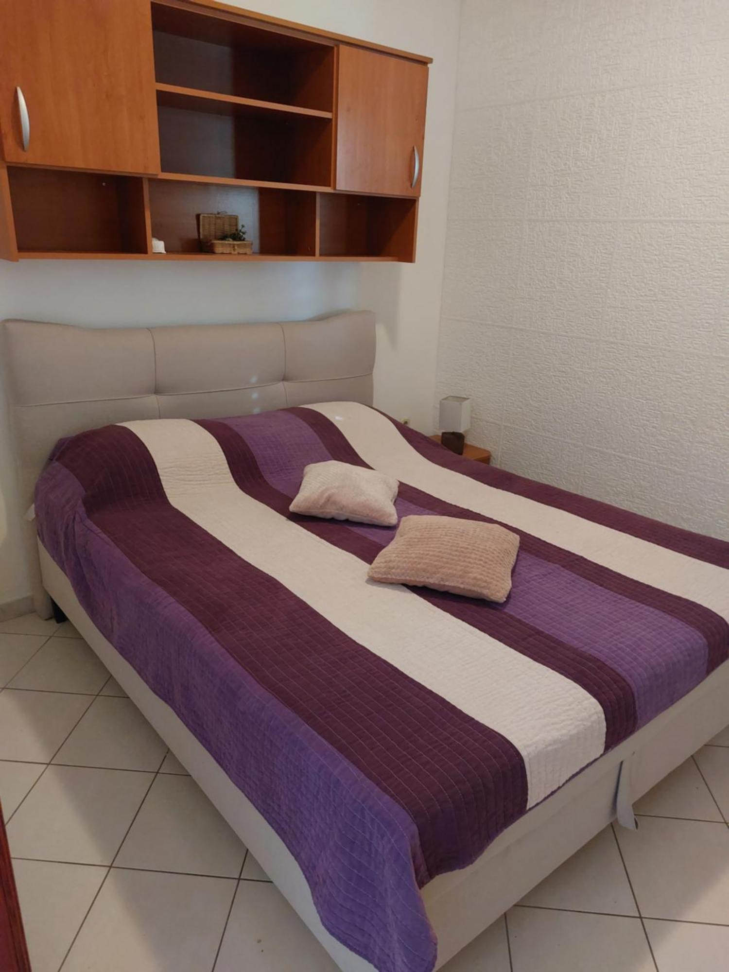 Antonia Apartments Zavalatica Bagian luar foto