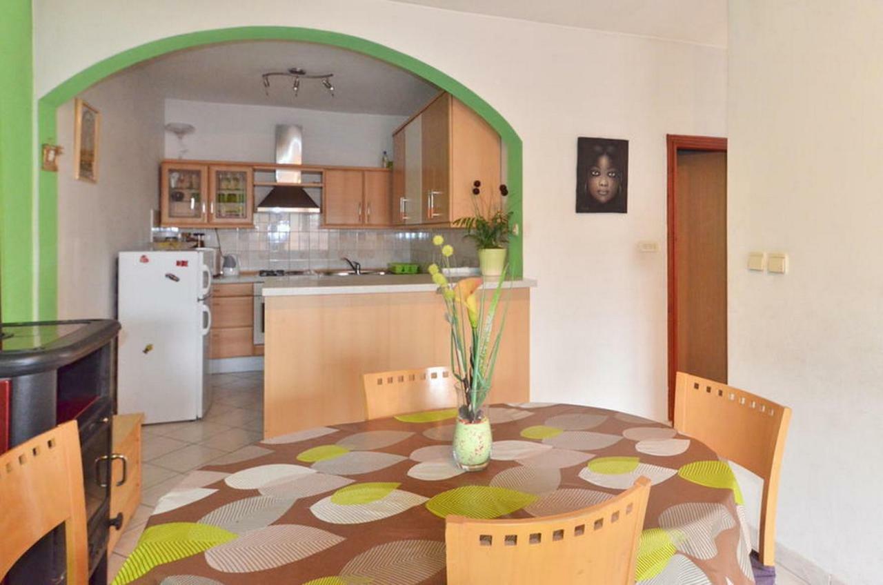 Antonia Apartments Zavalatica Bagian luar foto