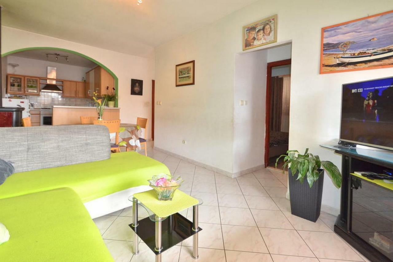 Antonia Apartments Zavalatica Bagian luar foto